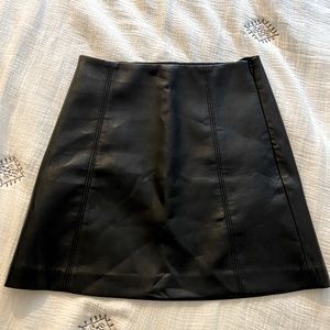 Aritzia Babaton Leather Mini Skirt